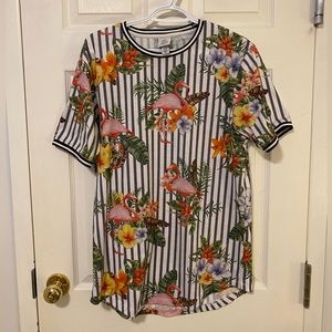 Tropical T-shirt - Mens medium - Urban Planet